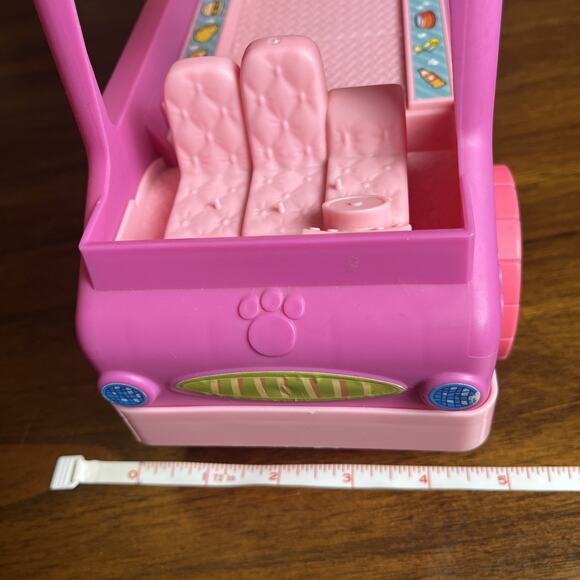 Hasbro 2017 Littlest Pet Shop Treats Truck Pink No Pets In Used Condition As Is - Picture 11 of 13